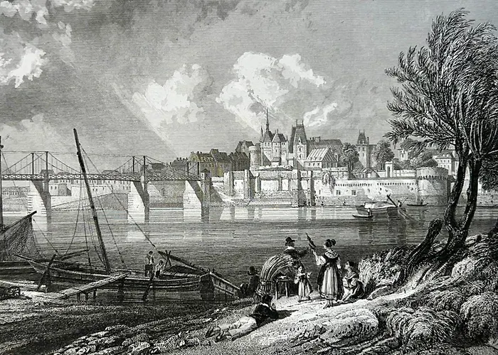 Les Penates De Loire