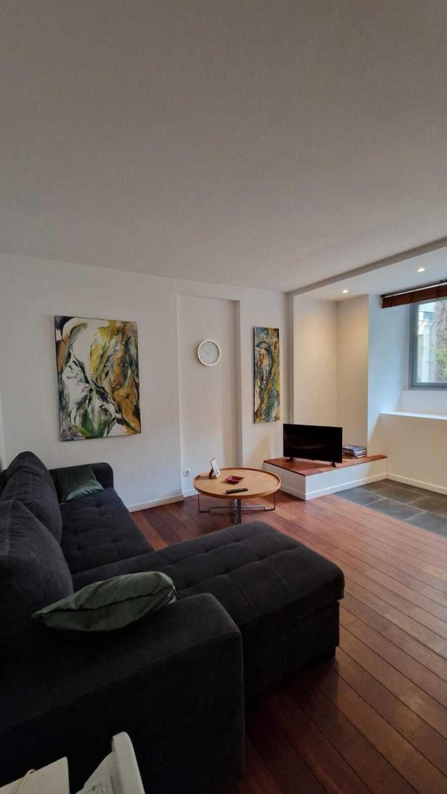 Les Penates De Loire Apartment