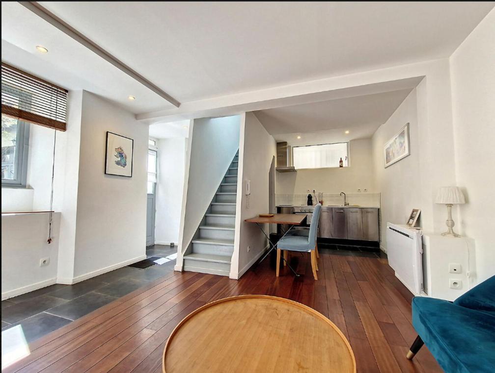 Les Penates De Loire Apartment *
