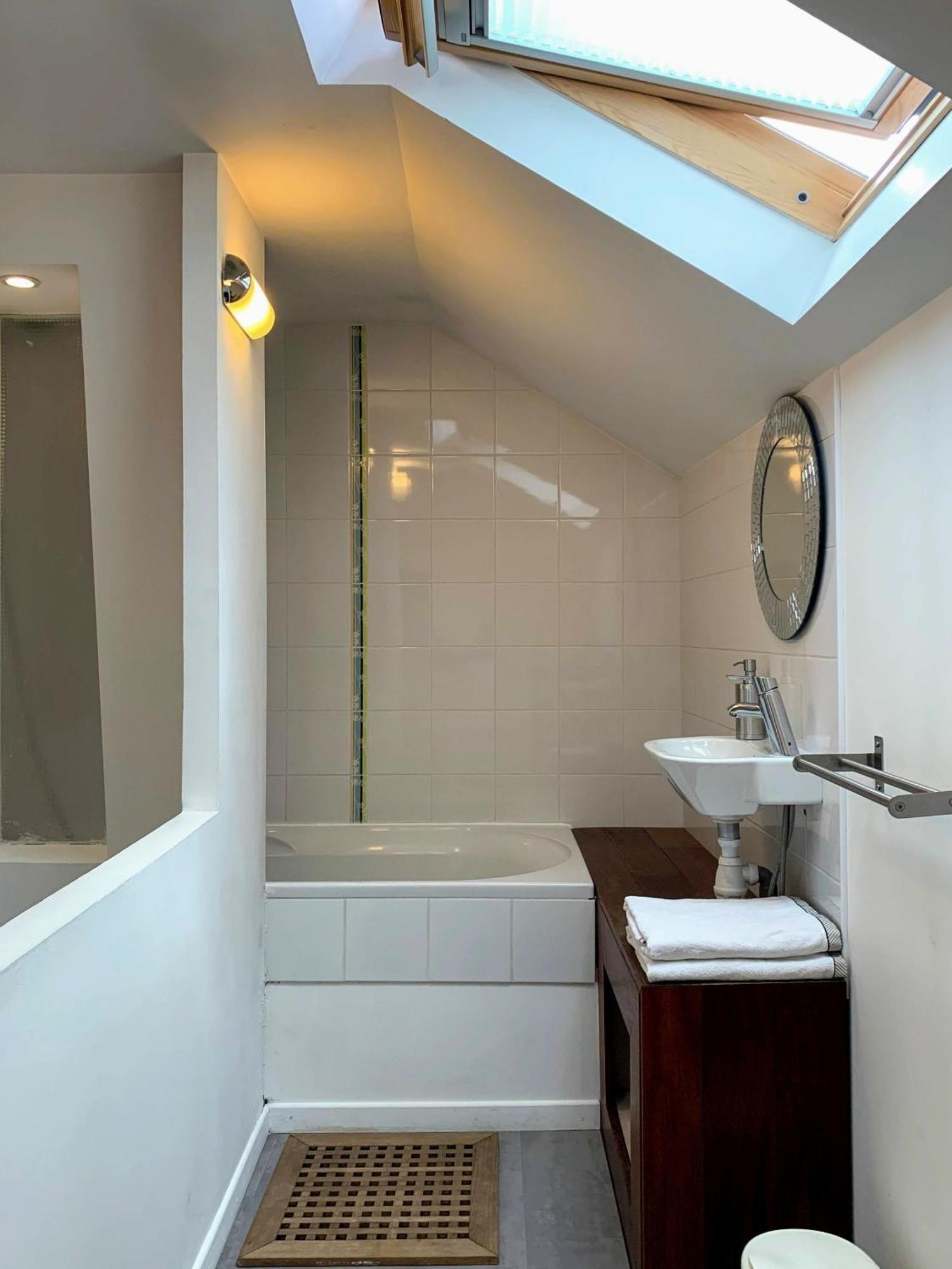 Les Penates De Loire Apartment *